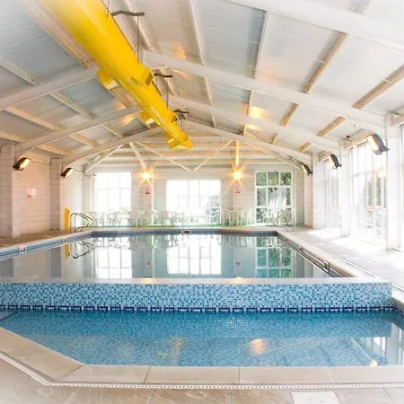 Superb House In Looe, Near Beach And Bars With Great Views And Free Access To A Nearby Indoor Swimming Pool Extérieur photo